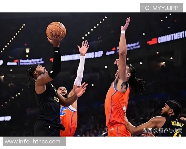 兰德尔表现平平全场10投仅4中贡献16分5篮板1助攻次节状态低迷未能得分